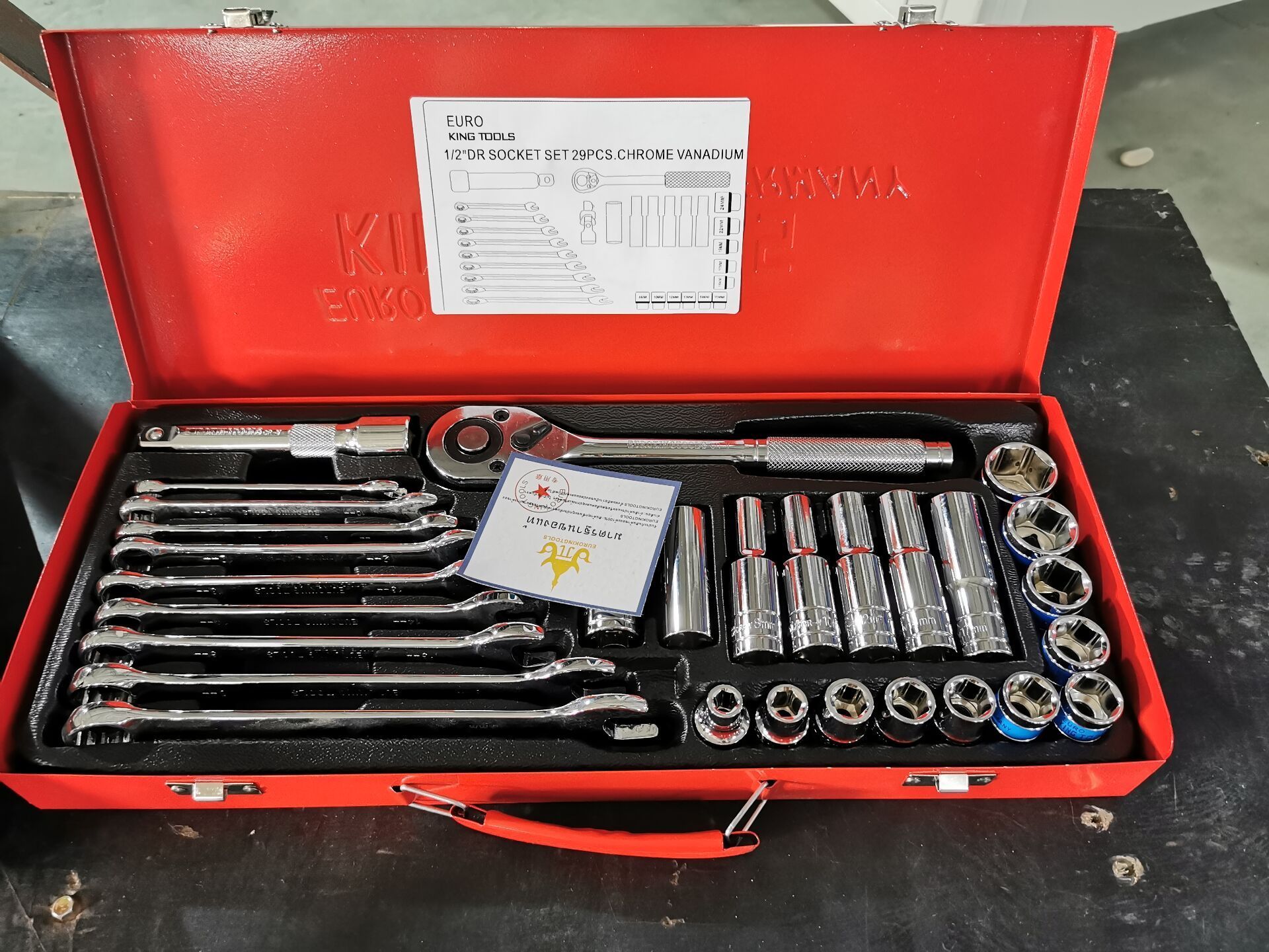 Auto repair tool kit 29 pcs socket wrench set