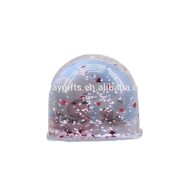 New Trend Plastic Empty  Photo Frame Water Ball Snow Globe For Home Decorations Souvenir