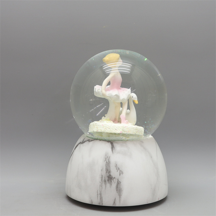 Resin Snow Globe Resin Water Globe Bola De Nieve Dancing Girl Carousel Snow Globe