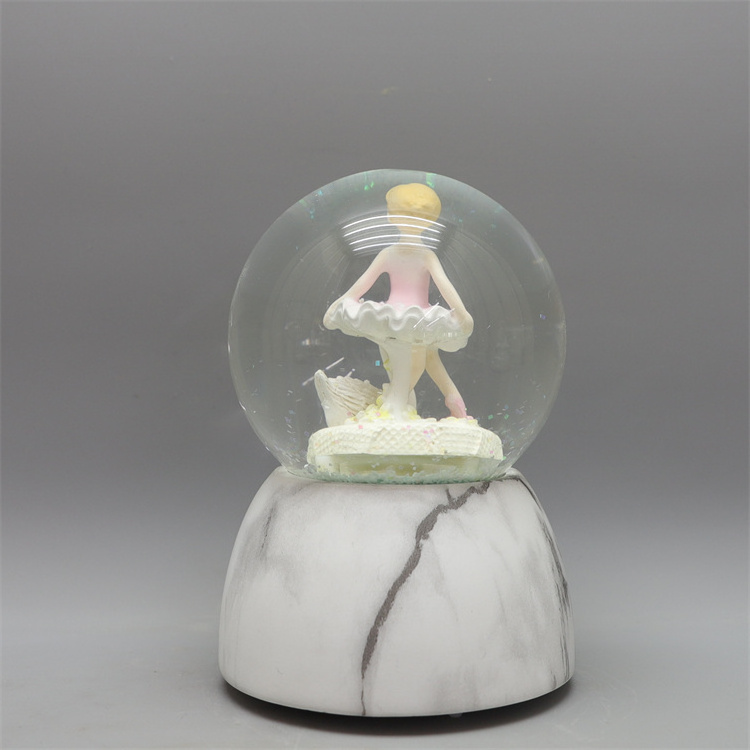 Resin Snow Globe Resin Water Globe Bola De Nieve Dancing Girl Carousel Snow Globe