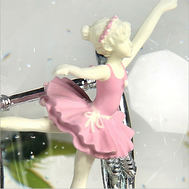 High quality Trendy Design Cartoon Resin Ballerina figurine  Snow Globe