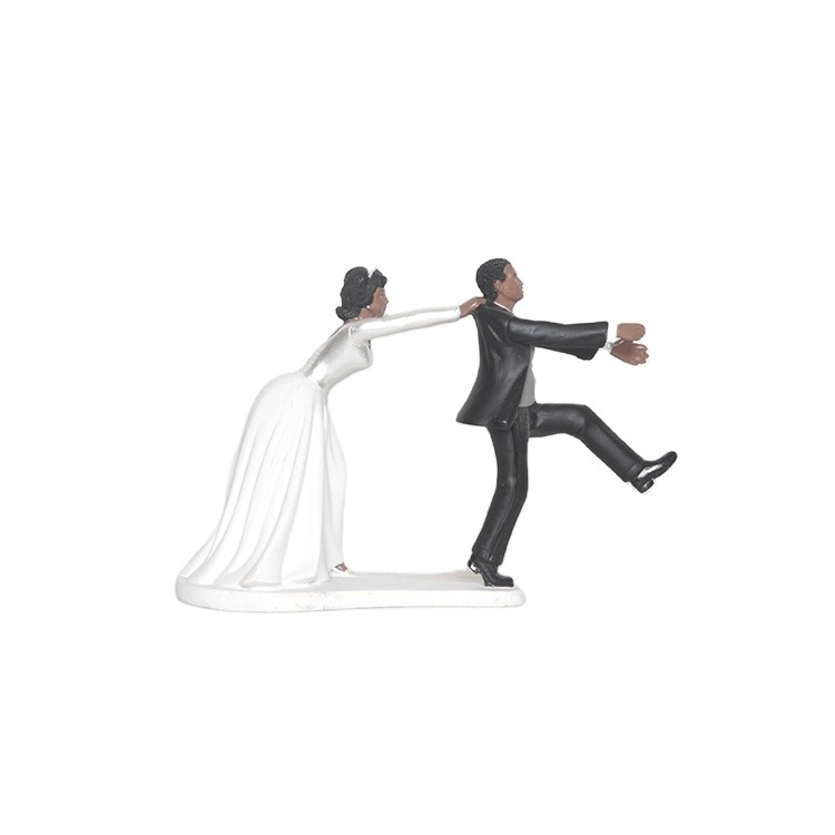 Custom made resin bride and groom couple Figurine cake toppers for wedding decoration