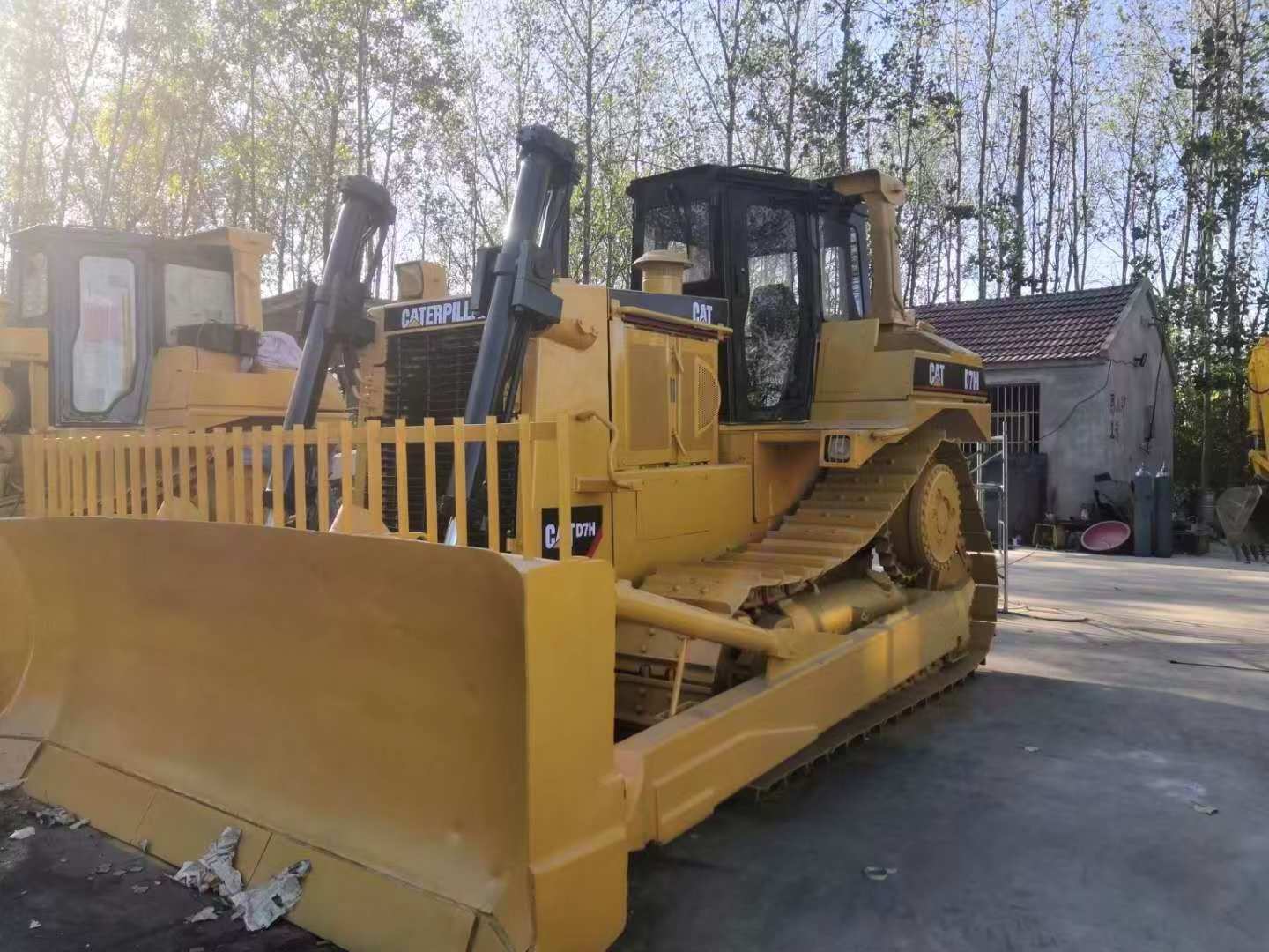 Second Hand Caterpillar CAT D7H  D7G D7R Bulldozer, Used CAT D7H Japan import in good condition