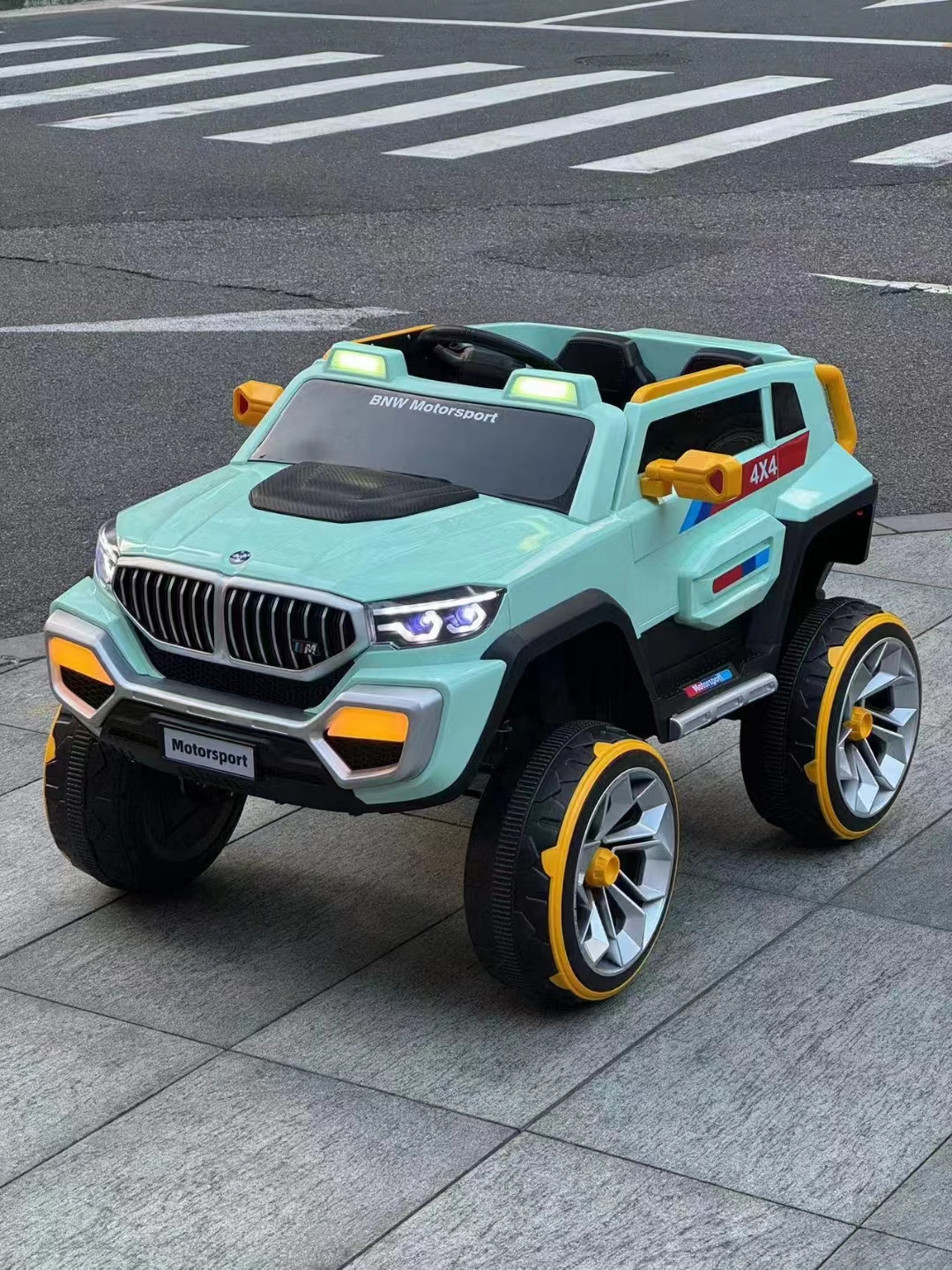 Hot sale large high configuration 10-year-old children's double electric car, four-wheel drive large battery RC cars