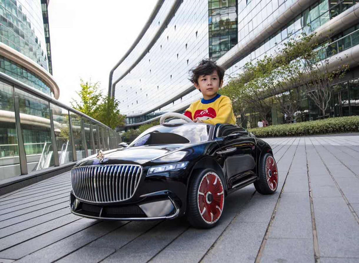 Electric cars for children with Remote Adult can control the car