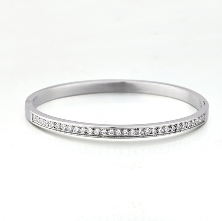 Wholesale Best Selling Popular Stainless Steel Charm Jewelry Half Round Crystal Bangle Bracelet