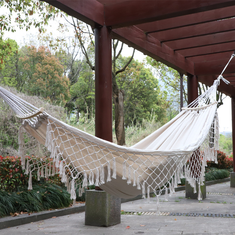 Wholesale Good Quality Macrame Cream Canvas Outdoor Swing Hammock with Elegant Tassels and Fishtail Knitting Includes Tie Ropes