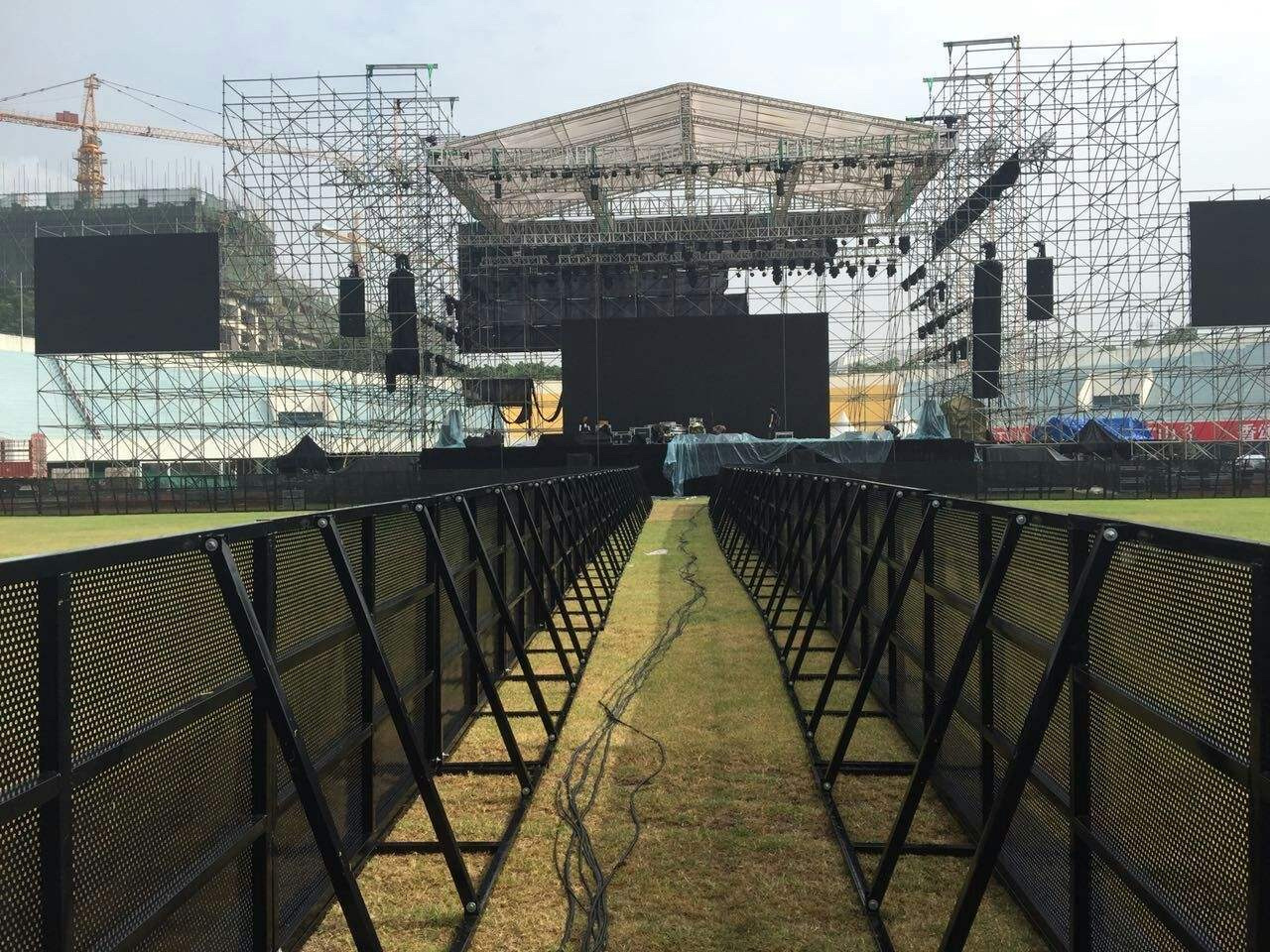 security control Concert Crowd Control Barrier Fence Aluminum Stage Barriers Newest and favorable Concert Mojo Barricade