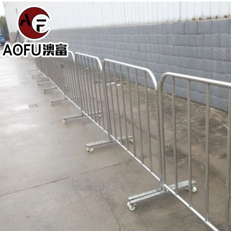 Heavy duty galvanized concert barricade crowd control barrier fence for event Fence outside concert crowd control barrier