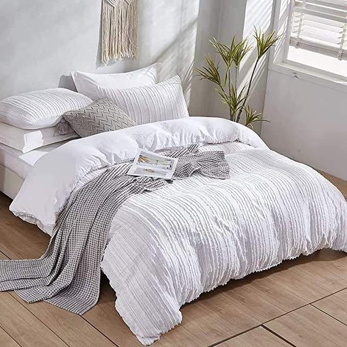 Home Super Soft White Tufted Striped 3-Piece Quilt Duvet Cover Reversible Double Side Washable Fiber Disposable Sheets