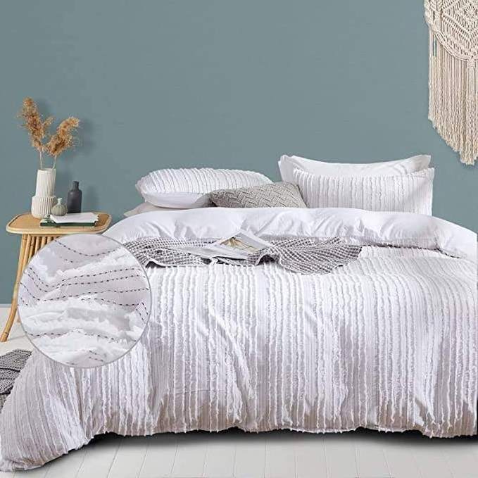 Home Super Soft White Tufted Striped 3-Piece Quilt Duvet Cover Reversible Double Side Washable Fiber Disposable Sheets