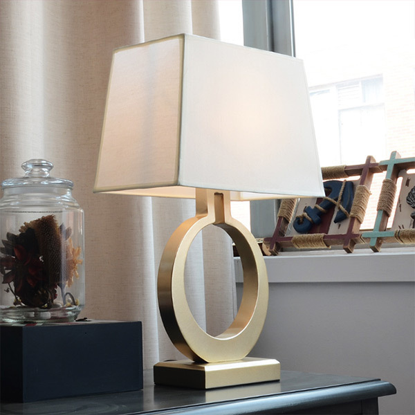 New Arrival postmodern Nordic Simple Minimalist Energy Saving Cute Table Lamp