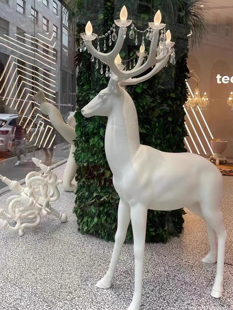 Professional Manufacture Handmade Animal Fiberglass Sculpture Realistic Home Decor Durbin Resin Deer Statue