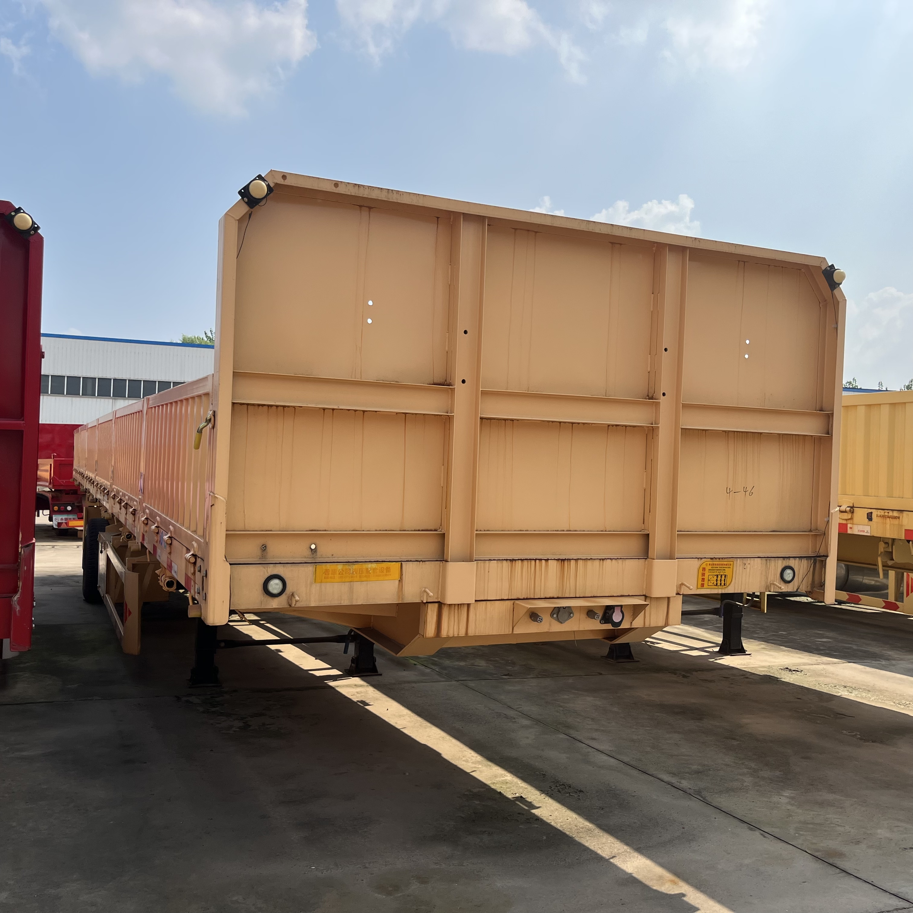 4 Axle 40ft 50ft 80t Livestock Animal Cattle Transport Stake Fence Trailer Side Wall Drop Deck Fence Stake Cargo Semi Trailer