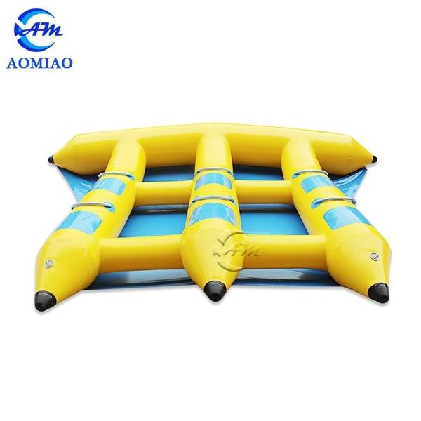 Amazing inflatable fly fish water game banana boat 0.9mm PVC pedal boat for sale