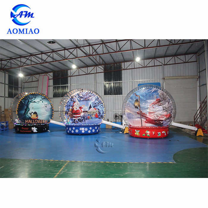 Customized Christmas inflatable snow globe with blowing snow