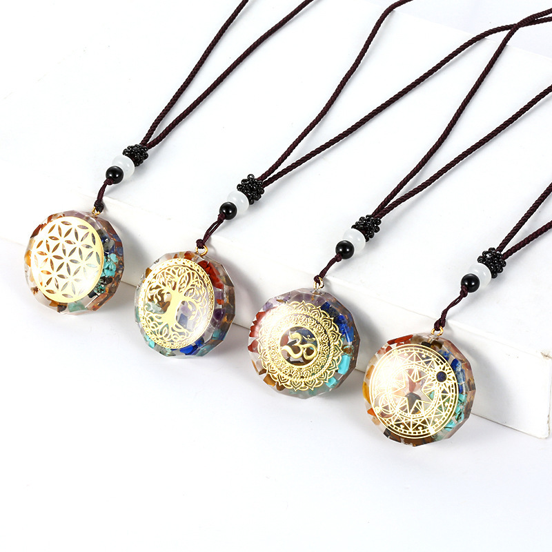 Amazon selling healing stone pedant colorful gravel pendant necklaces in natural crystal resin 7 chakra stones pendant