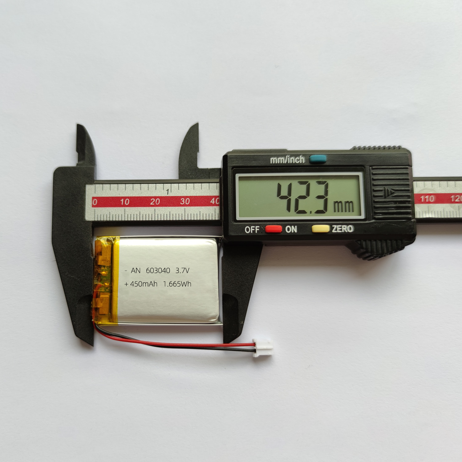 5v lipo battery  603040 703040 650mAh 750mAh 800mAh smart watch batteries lithium ion battery