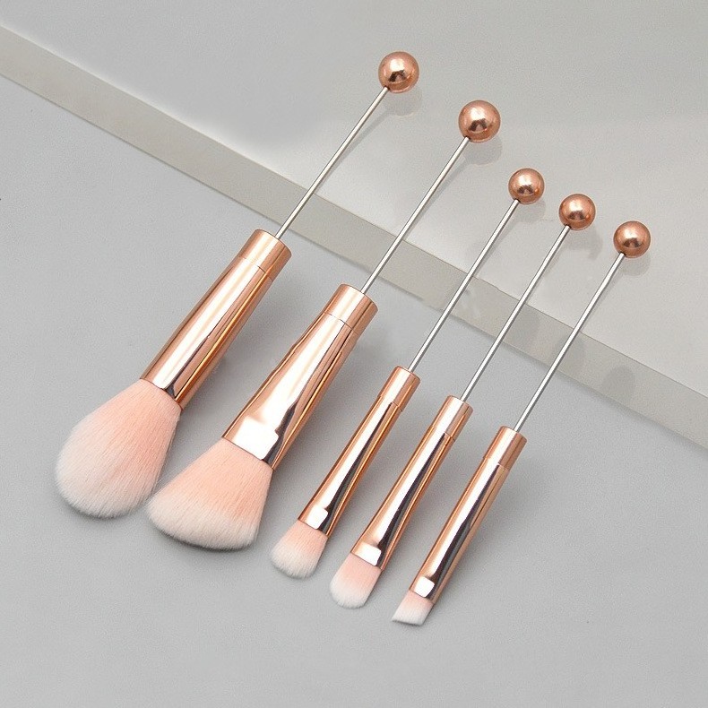 5-Piece Custom DIY Beaded Metal Handle Makeup Brush Set for Professional Loose Powder Blush Eyeshadow Eyebrow Beauty Tools