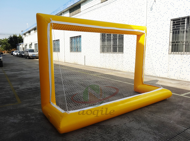 Portable PVC Tarpaulin Water Inflatable Soccer Goal Inflatable Durable Soccer Field Pool Goal