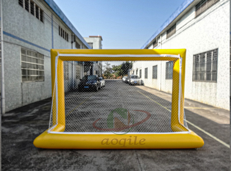 Portable PVC Tarpaulin Water Inflatable Soccer Goal Inflatable Durable Soccer Field Pool Goal