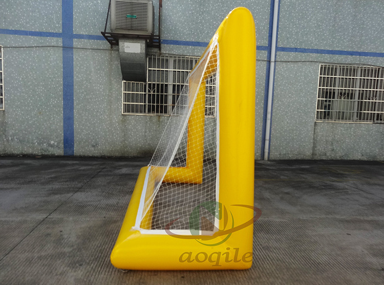 Portable PVC Tarpaulin Water Inflatable Soccer Goal Inflatable Durable Soccer Field Pool Goal