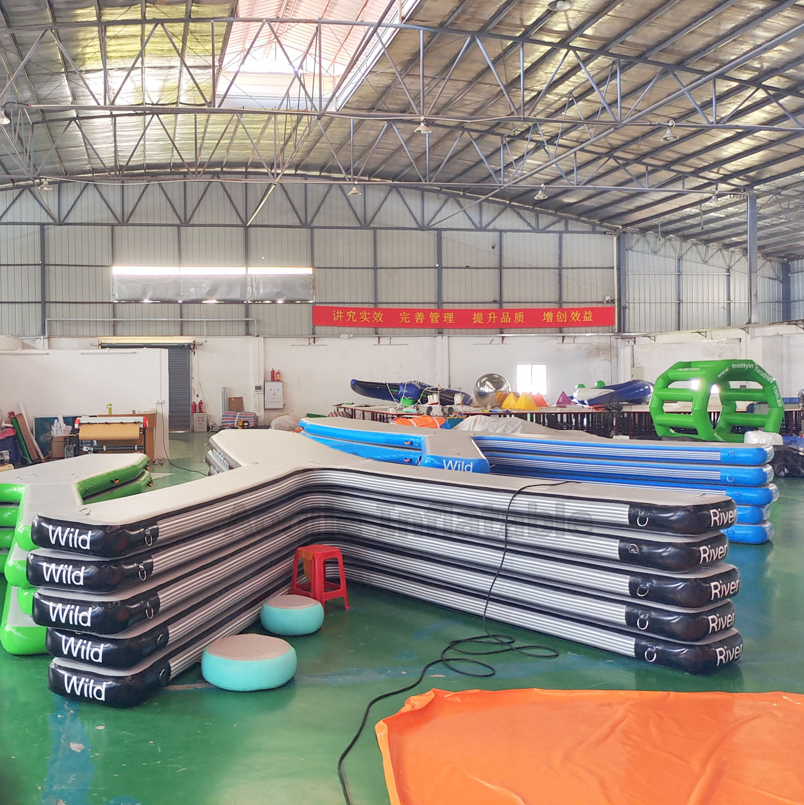 Factory Wholesales Drop Stitch Material Floating Pontoon boat Jet Ski Platform, inflatable floating jetski dock