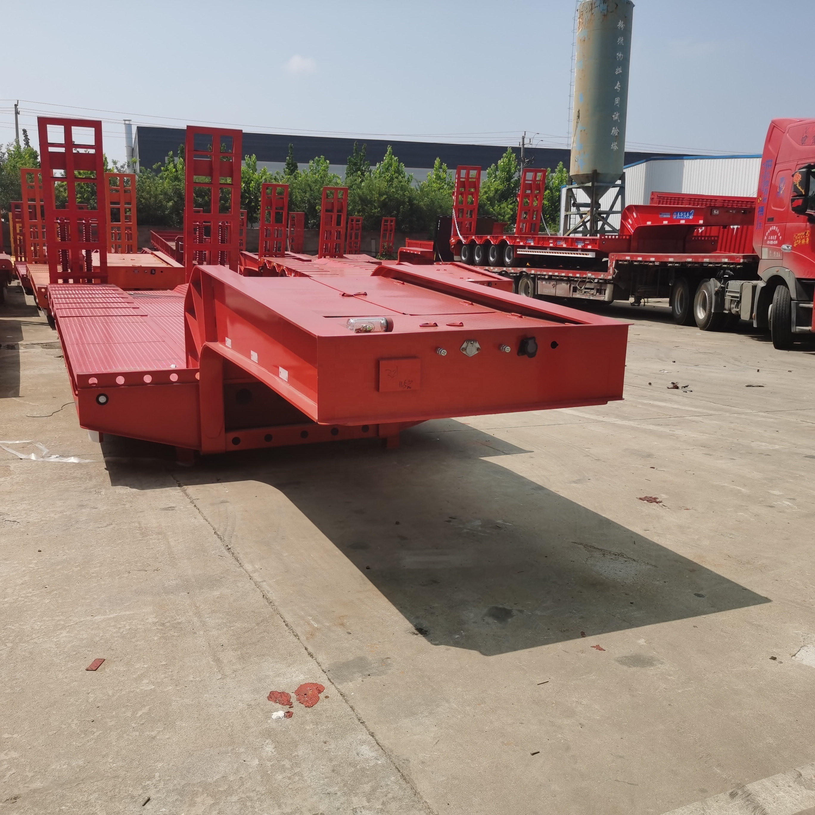 low-priced  second-hand 3 axles towing trailer Low flatbed semi-trailer for sale