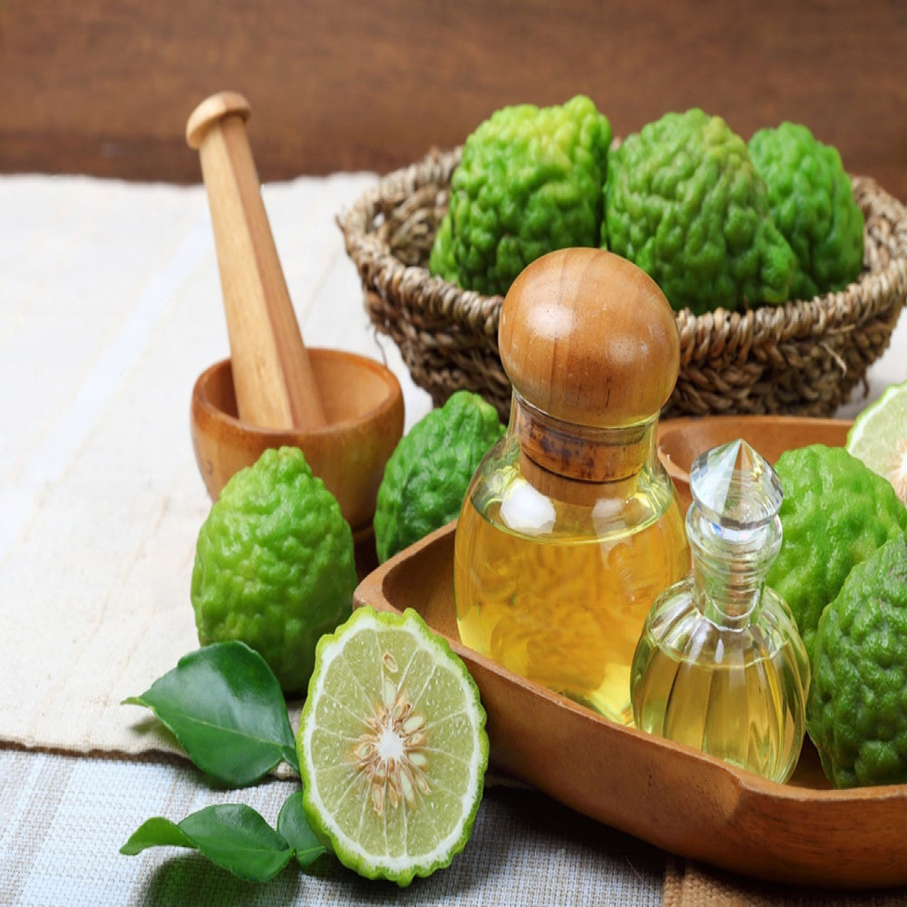 Lime Oil 100% Pure and Natural for Food Cosmetic and Pharma Grade Impeccable Quality at the Best Prices