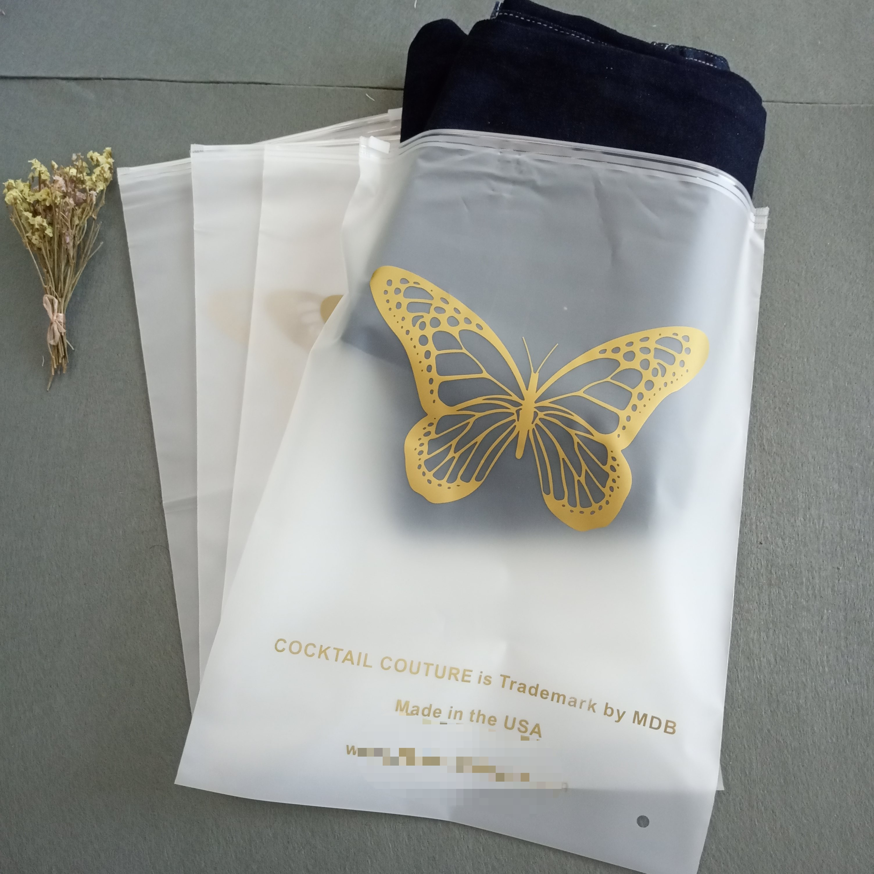 Eco-friendly Custom Printed Biodegradable Frosted zipper bag For Clothes Packaging plastic zipper bag