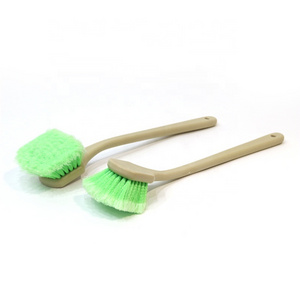 AUTO TIGER 21 inch long handle Green soft PP Tire cleaning brush Car wheel brush