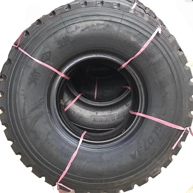 Heavy Truck tyre 14.00R20 1400r20 7.50R16 750r16 Desert Tyre