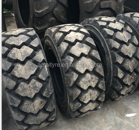 19.5L-24 L-5 PATTERN INDUSTRIAL SKID STEER BACKHOE LOADER TYRE