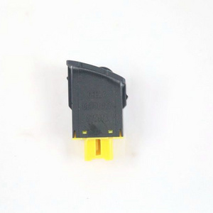 High Quality Geely Emgrand Ec7 Car Parts 1067001077 Headlight Height Adjustment Switch