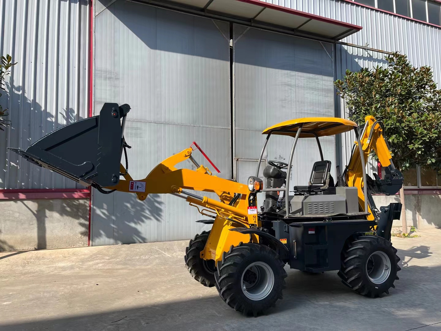 China 4wd wheel 3 ton backhoe loader small  Mini Front end tractor backhoe wheel skid steer lorry loader for sale