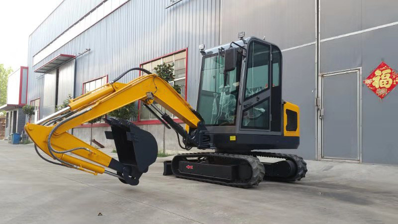 Hot sale of China Mini Excavator 2T for construction with enclosed cab swing boom on sale