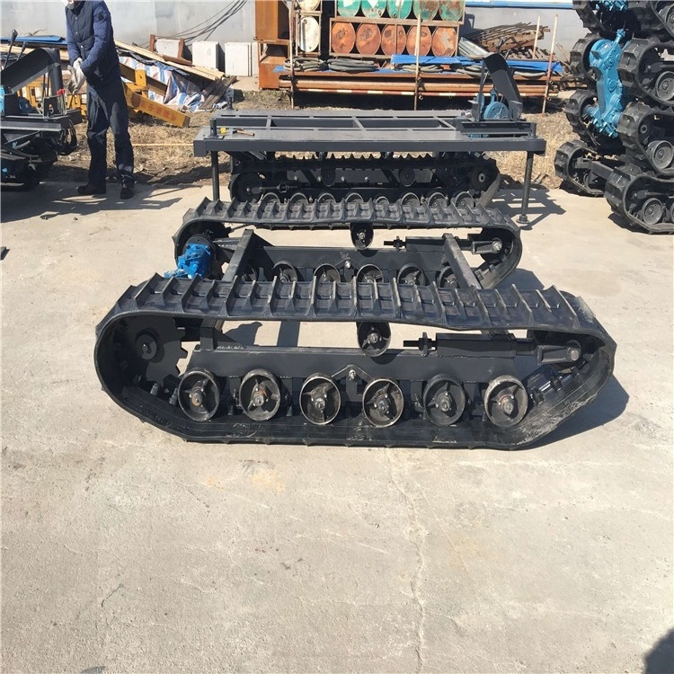 Small vehicle Truck Farm Agricultural Wet land use Customized rubber track conversion system Chassis for sale