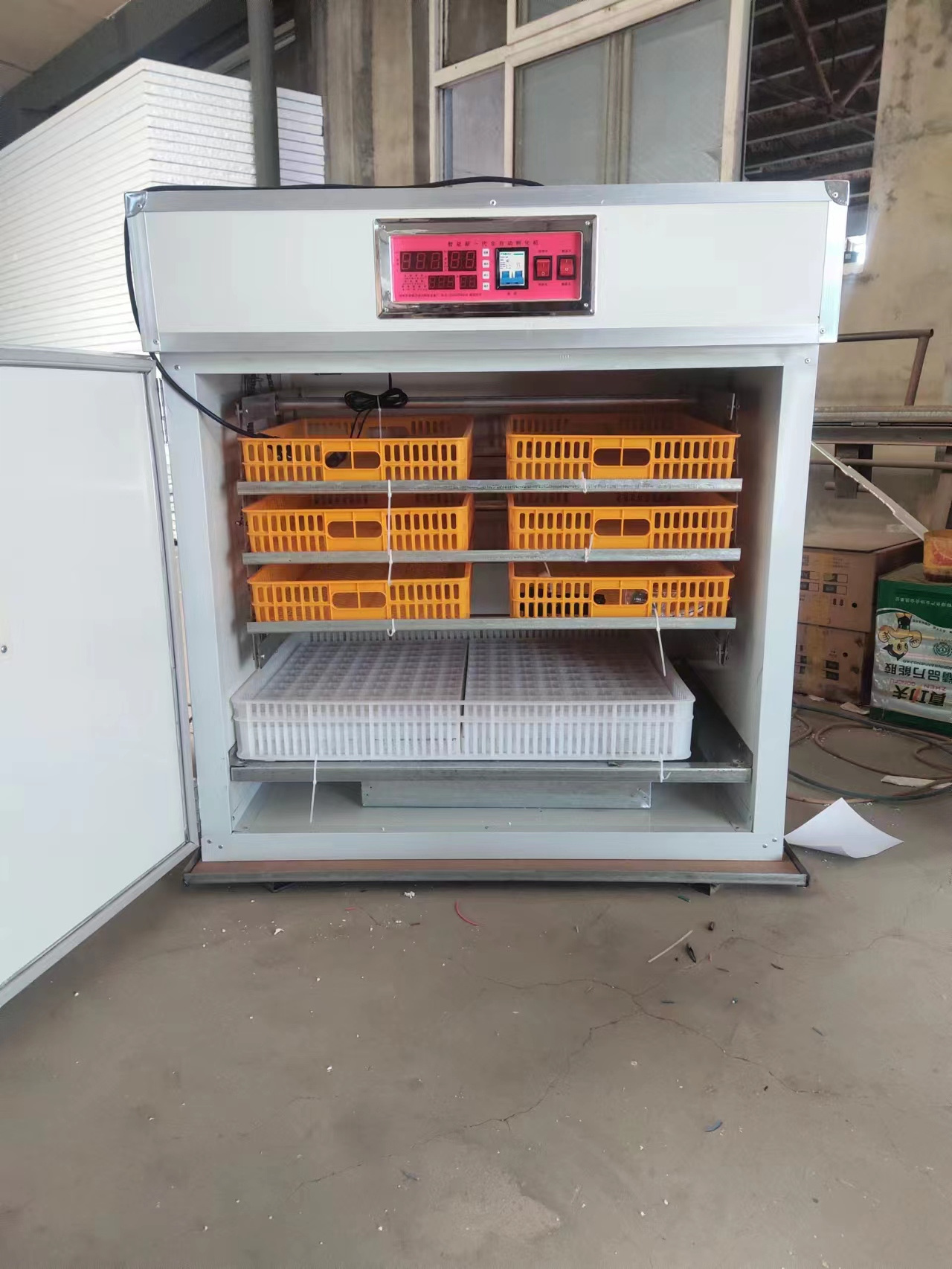 Eggs Automatic Micro Computer Chicken Egg Incubator and Hatcher for Sale