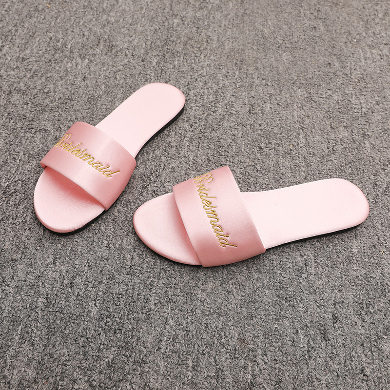 Bridal Wedding Party Accessories High Quality Embroidery Silk Bride Flip Flop Bridesmaid Maid of Honor Letter Slipper