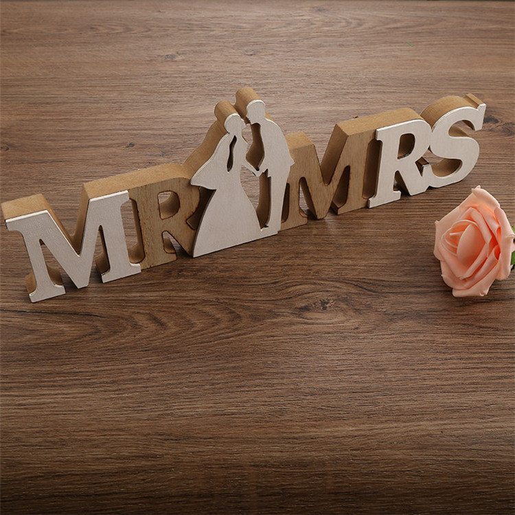 Bride Wedding Party Home Decorations Wood Letter Mr & Mrs Letters Wood Alphabet Desktop Stand Wall Hanging Decoration