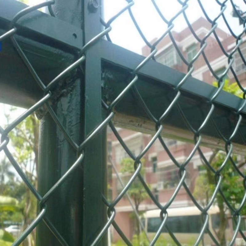 Farm Fencing Wire Chain Link Mesh Hot Dipped Galvanized Chain Link Fence