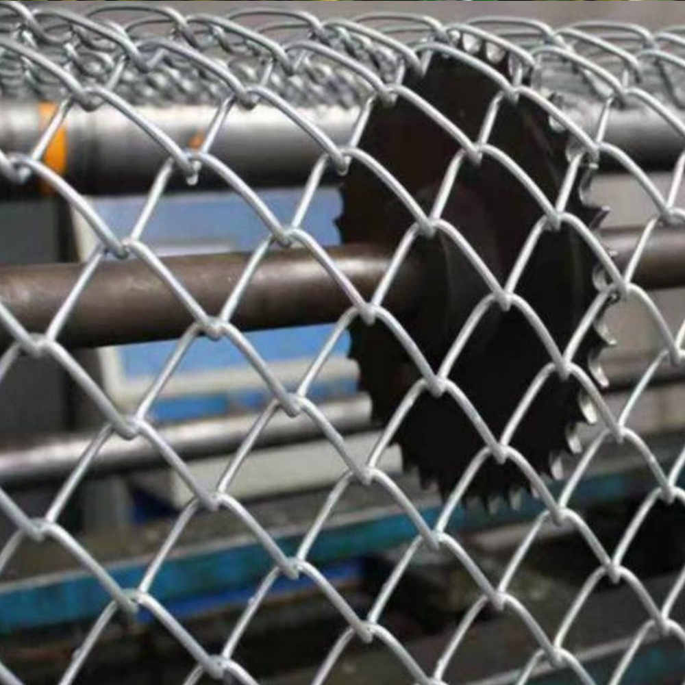 Galvanized 8ft 6ft Chain Link Fence Barbed Wire 100 ft Roll Cyclone High Industry Chain Link Fence Roll Philippines