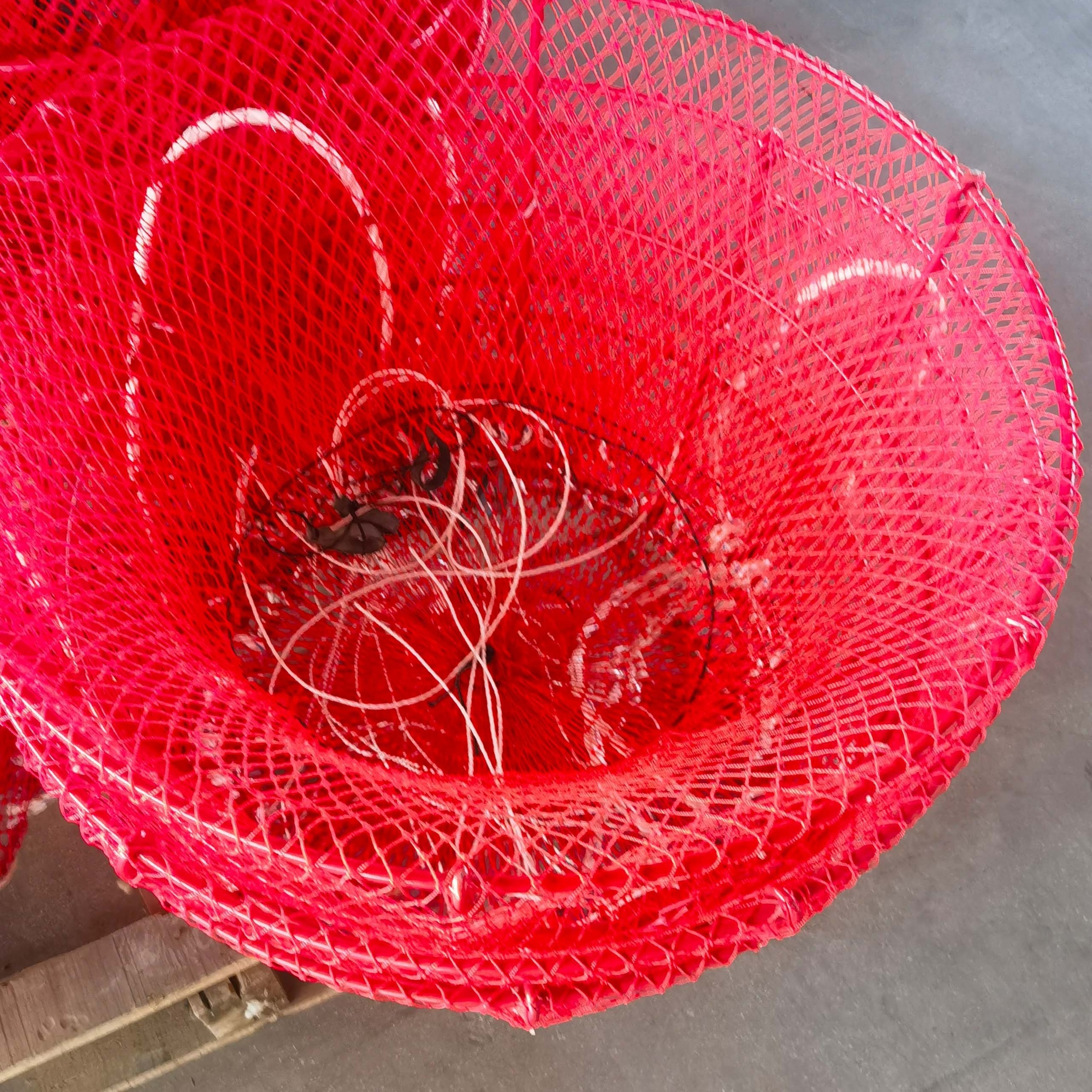 The Chinese factory produces specialized round Crab Pots Traps