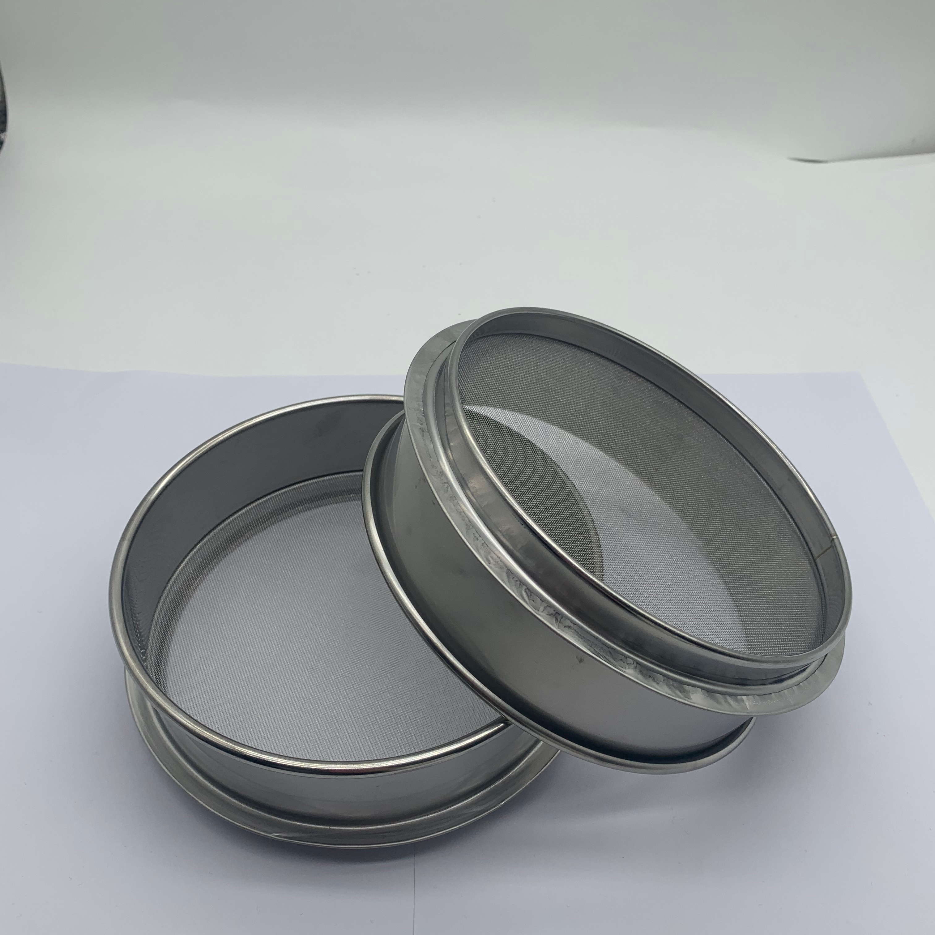 Customized 10 20 50 100 Micron Stainless Steel Wire Mesh Flour Sieve,Perforated Metal Sifters