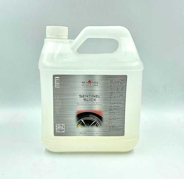 Wet-look Finishes Slick Hydrophobic Effect Brake Dust/Dirt Resistance Milky Clear Color Singapore SiO2 Tire Dressing - 4L