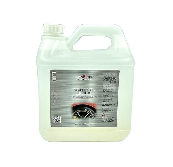 Wet-look Finishes Slick Hydrophobic Effect Brake Dust/Dirt Resistance Milky Clear Color Singapore SiO2 Tire Dressing - 4L