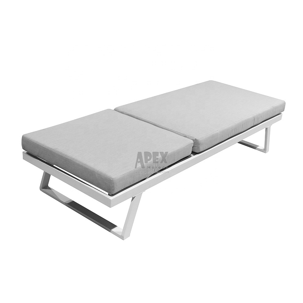 Aluminium Swimming Pool Lounge Chair Outdoor Sunbed Waterproof Fabric Rattan Sunbed Sun Loungers