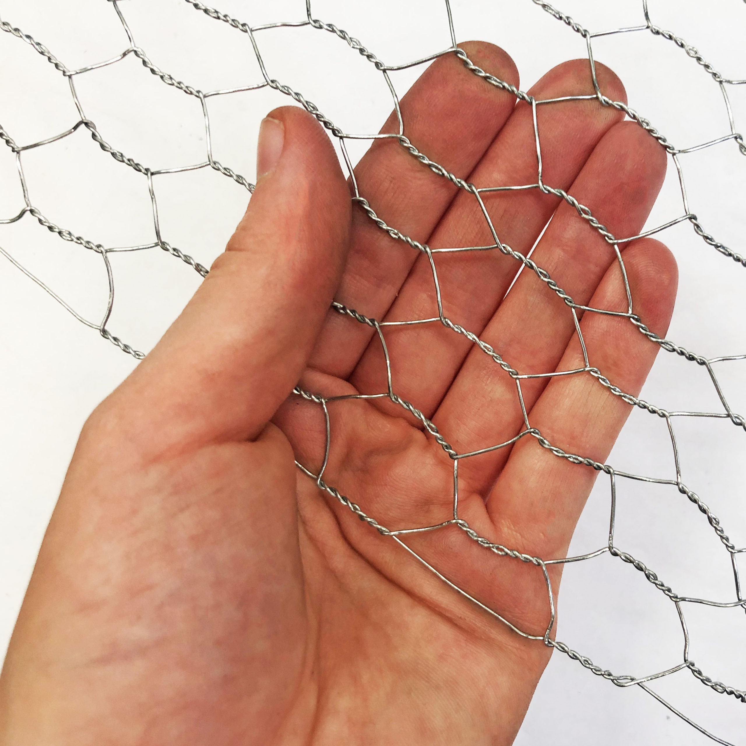 Factory price fish trap wire/chicken wire /hexagonal wire mesh