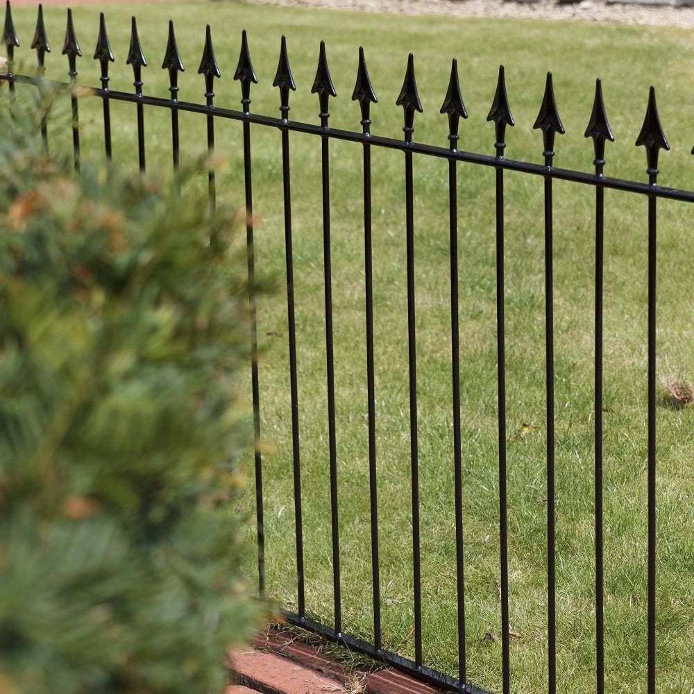 HT-FENCE Powder Coated Wrought Iron Picket Weld Fence Picket Spear Top Fencing