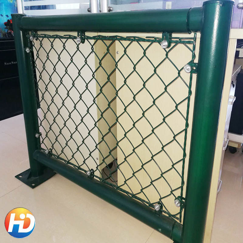 High Quality 6ft 9gauge Cyclone Wire Mesh Chain Link Fence Roll Price For Fence Of Panel